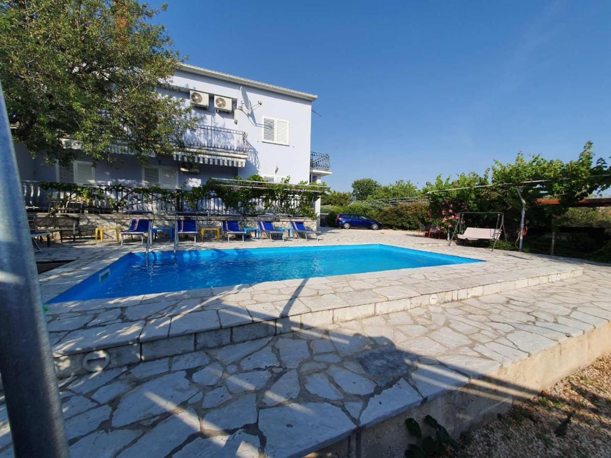 Apartments Jerine Tribunj  Exterior photo