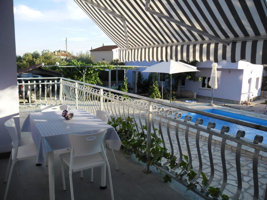 Apartments Jerine Tribunj  Room photo